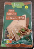 Veganer Aufschnitt mit buntem Pfeffer