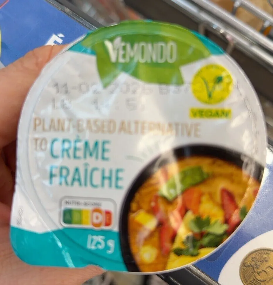Plant-based alternative to creme fraiche