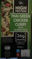 Chicken breast pieces with mildly spiced Thai green curry sauce