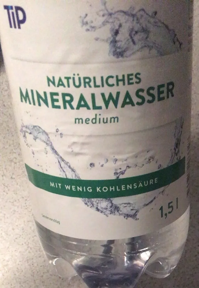 Mineralwasser medium