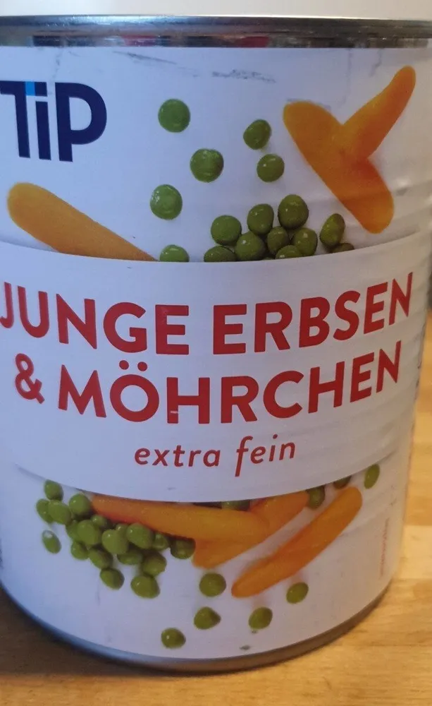 Junge Erbsen und Möhrchen