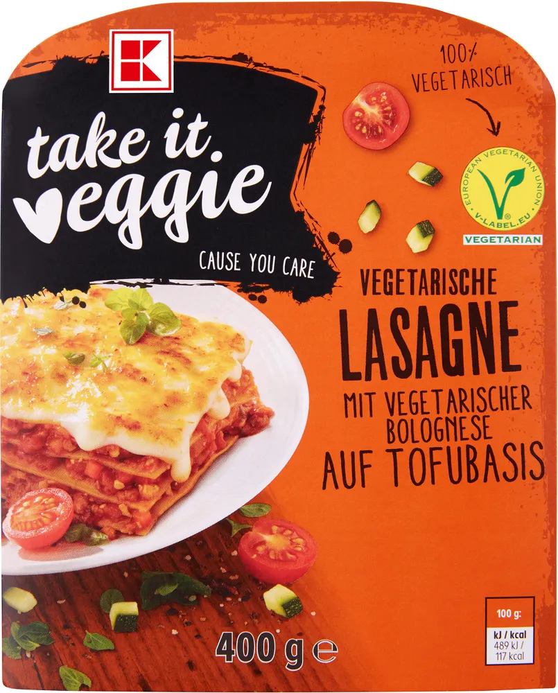 VEGETARISCHE LASAGNE MIT VEGETARISCHER BOLOGNESE AUF TOFUBASIS