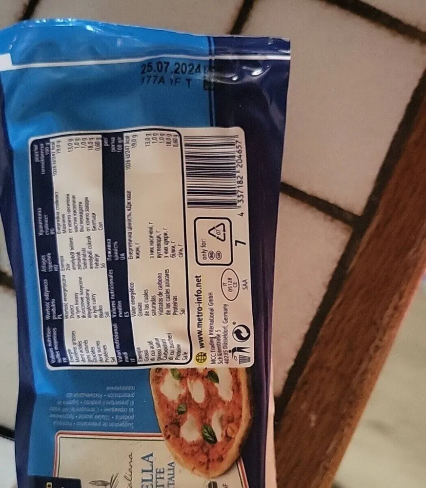 Mozzarella fior di latte prodotto in italia