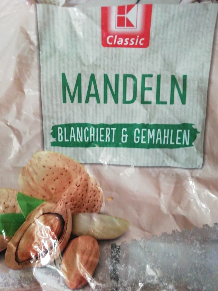 Mandeln, blanchiert