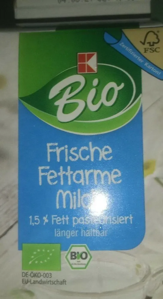 Frische fettarme Milch