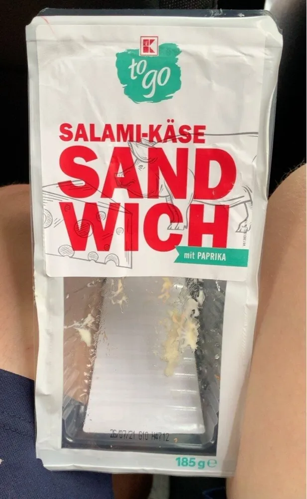 Salami Käse Sandwich