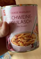 Schweinegulasch mit Nudeln