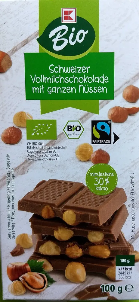 Schweizer Vollmilchschokolade mit ganzen Nüssen
