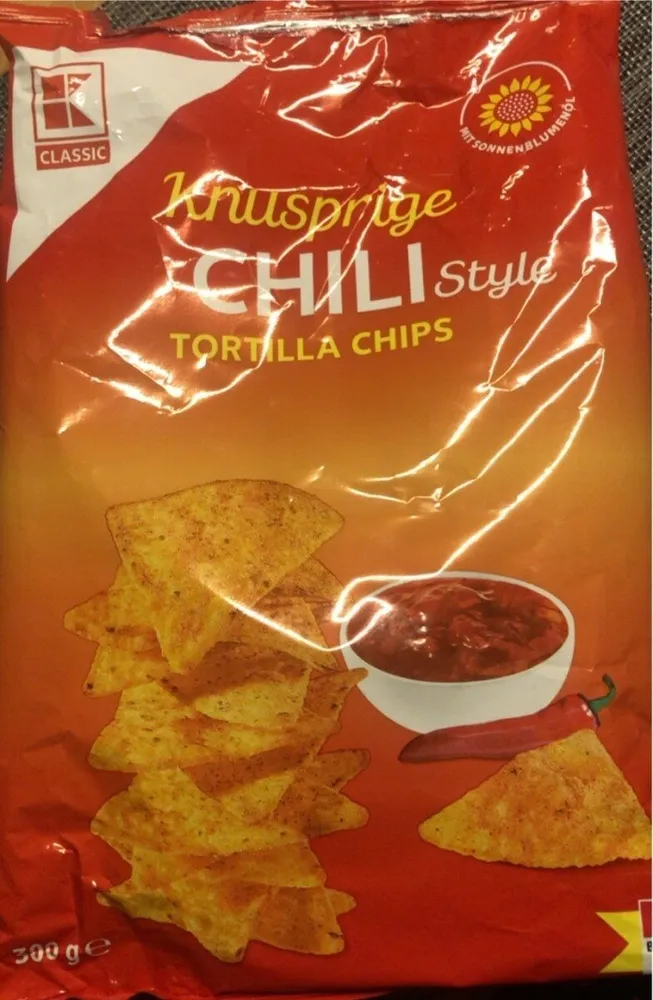 Tortilla chips chili style