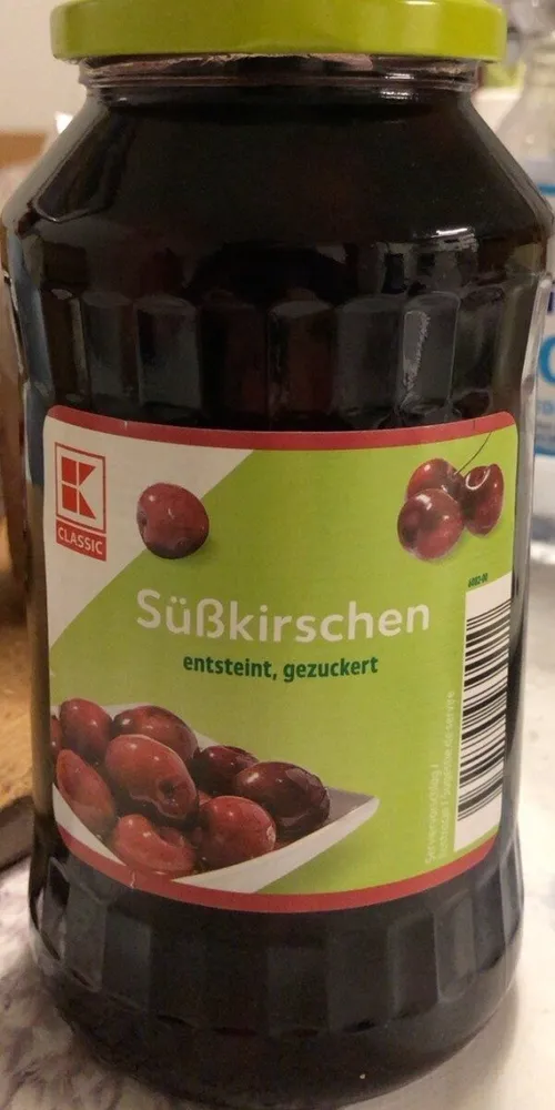 Süßkirschen entsteint, gezuckert