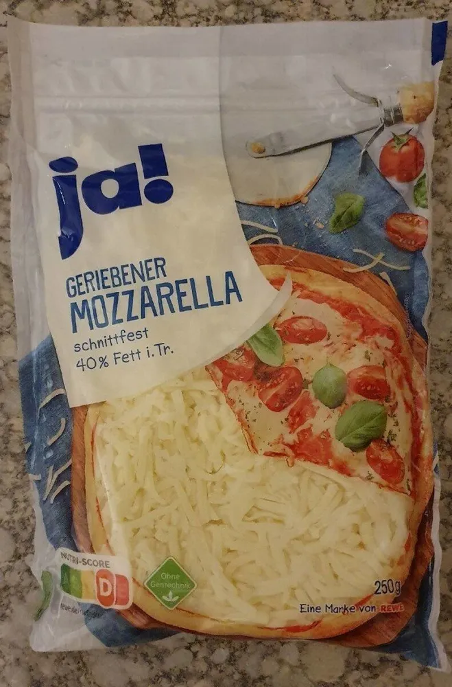 Geriebener Mozzarella