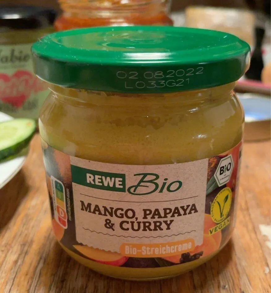 Mango, papaya & curry