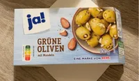 Grüne Oliven mit Mandeln