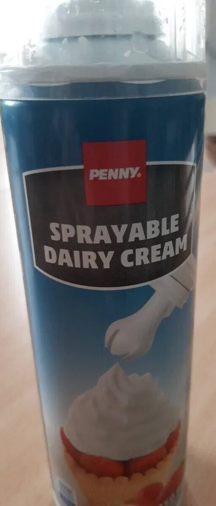 Sprayable dairy cream