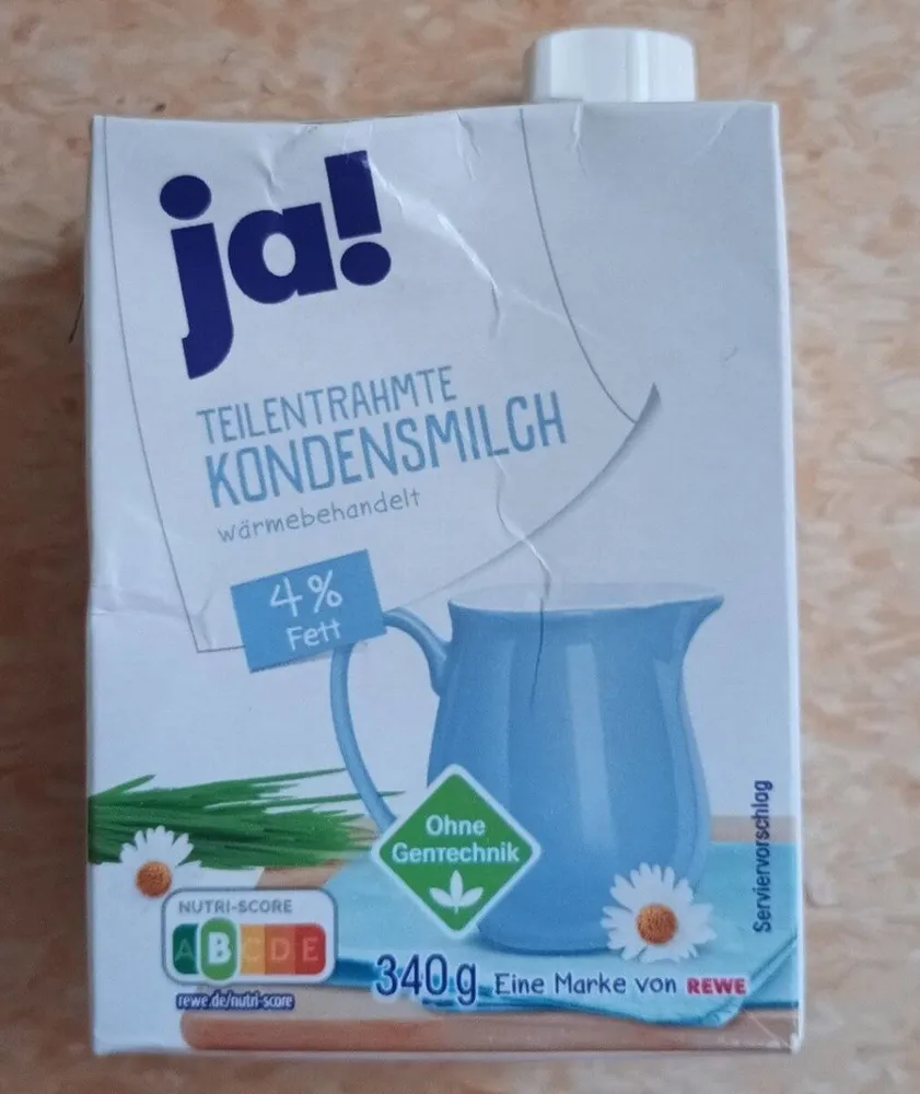 Teilenentrahmte Kondensmilch