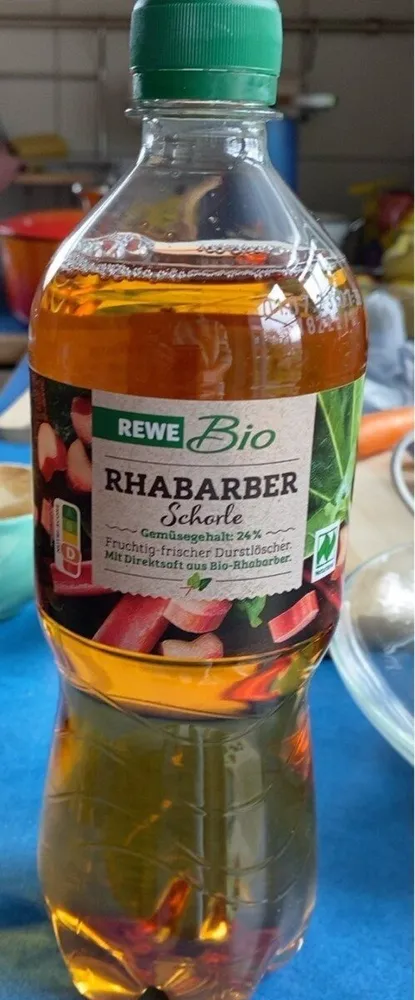 Rhabarber Schorle
