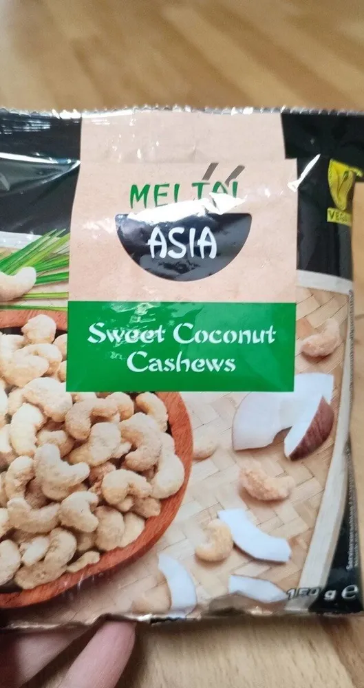 Sweet coconat cashews