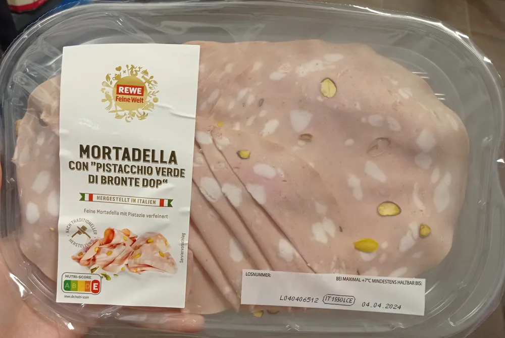 Mortadella con pistacchio