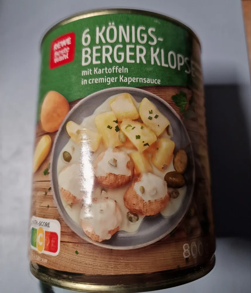6 Königsberger Klopse mit Kartoffeln in cremiger Kapernsauce