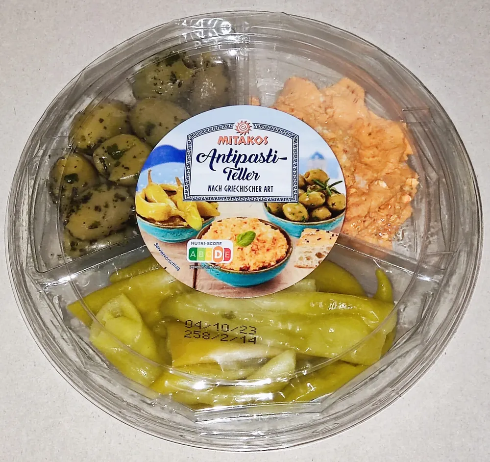 Antipasti-Teller nach griechischer Art