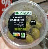 Marinierte grüne Oliven