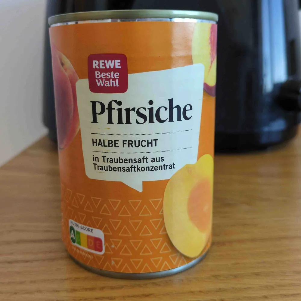 Pfirsiche Halbe Frucht in Traubensaft aus Traubensaftkonzentrat