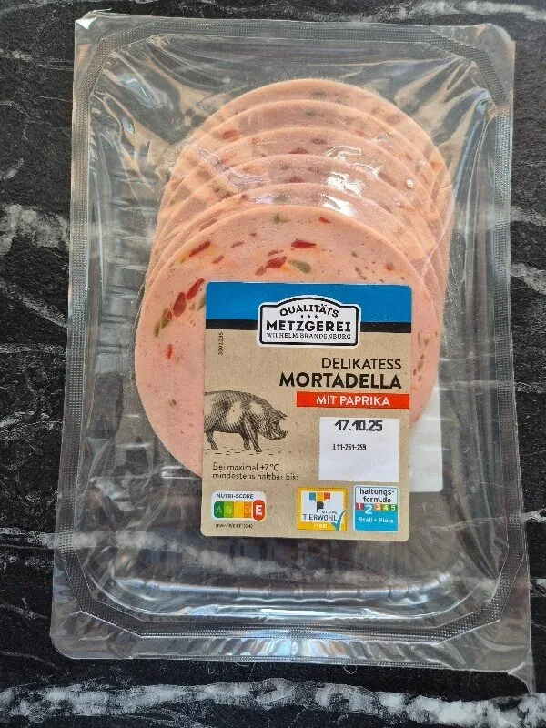Delikatess Mortadella mit Paprika