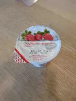 Joghurterzeugnis Erdbeere
