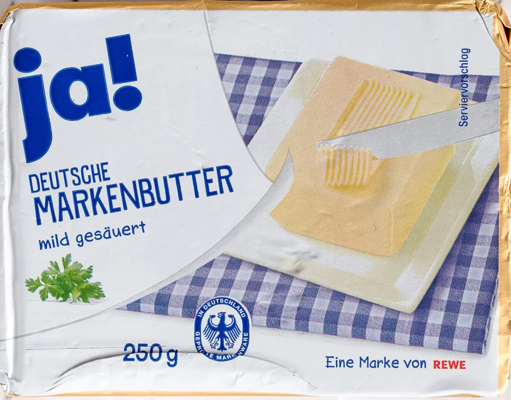 Deutsche Markenbutter mildgesäuert