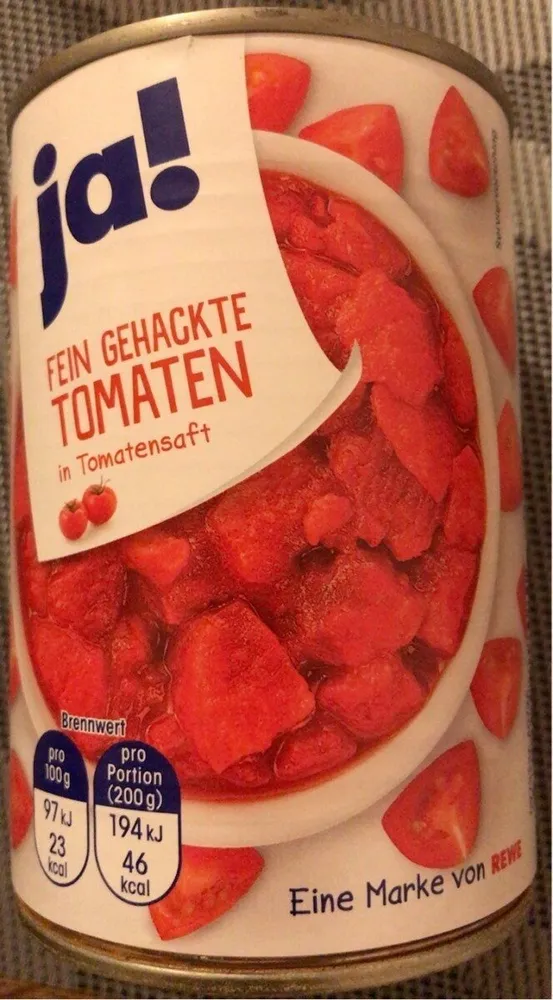 Tomaten fein gehackt in Tomatensaft