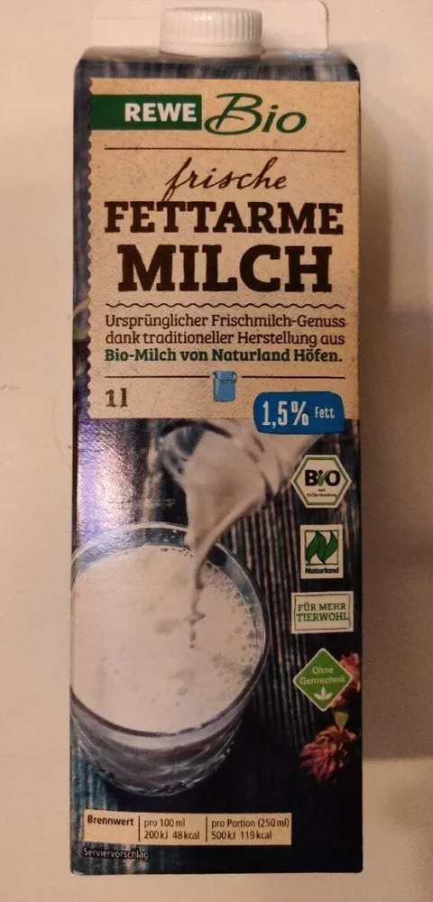 Frische fettarme Milch