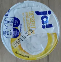Dessert mit Vanillegeschmack mit Sahnetopping