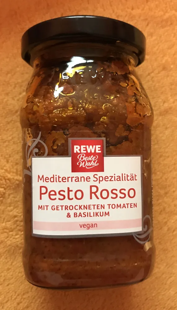 Pesto Rosso mit getrockneten Tomaten & Basilikum
