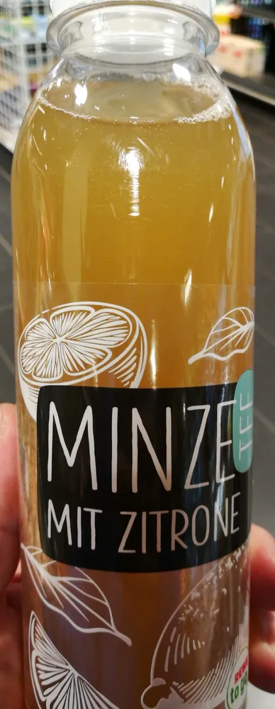 Minze Tee mit Zitrone