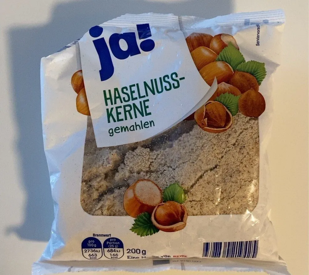 Haselnusskerne gemahlen