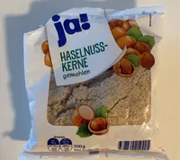 Haselnusskerne gemahlen