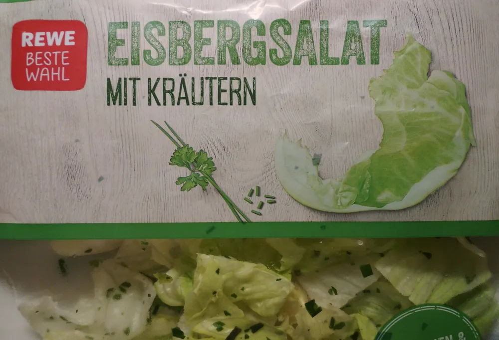 Eisbergsalat mit Kräutern