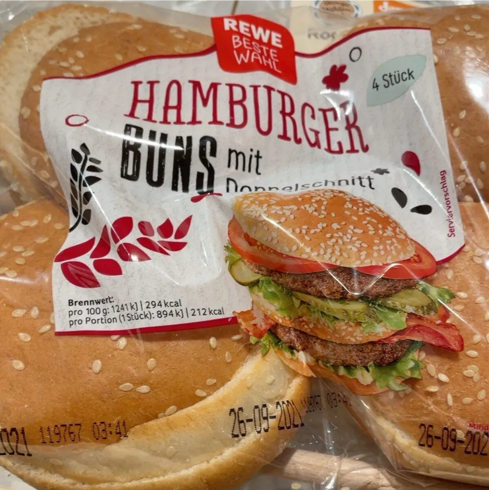 Hamburger bun mit deppelschnitt