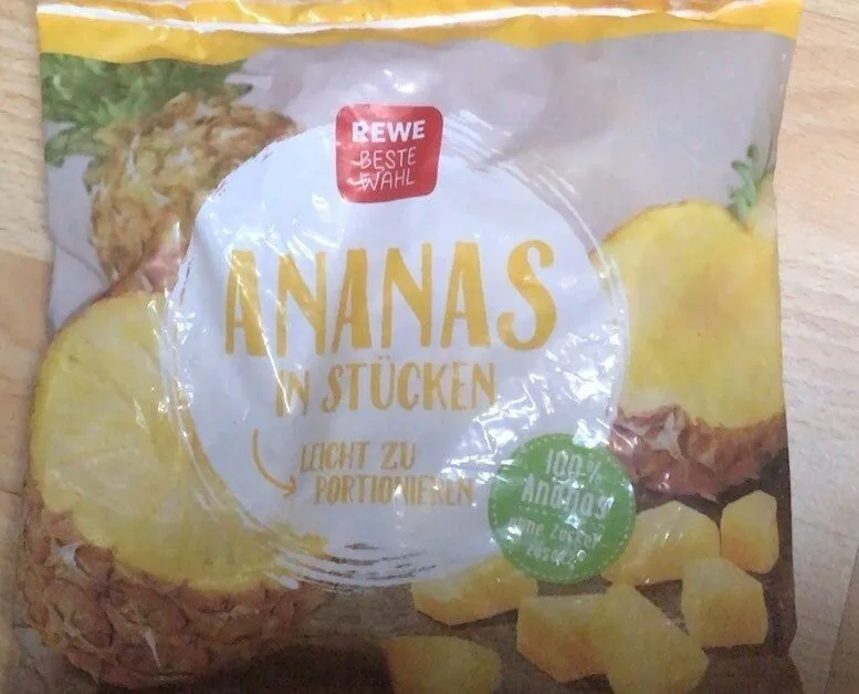 Ananas in Stücken
