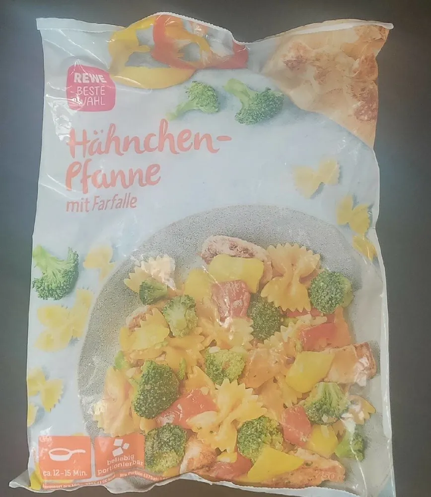 Hähnchenpfanne mit Farfalle