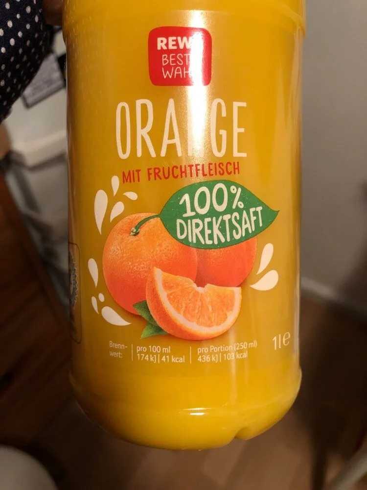 Orange mit Fruchtfleisch