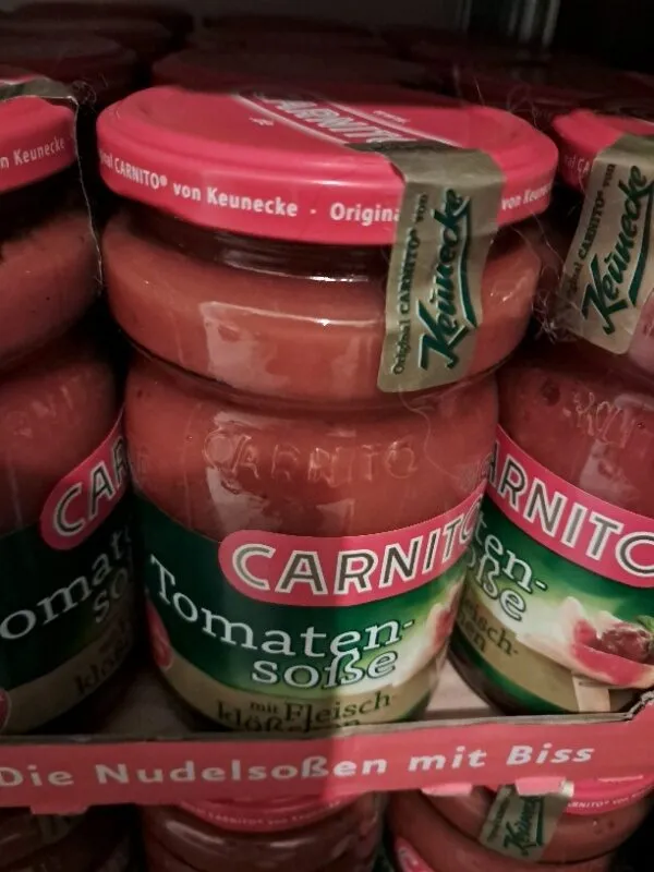 Tomatensoße mit Fleischklößchen