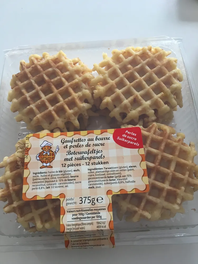Gaufrettes au beurre et perles de sucre