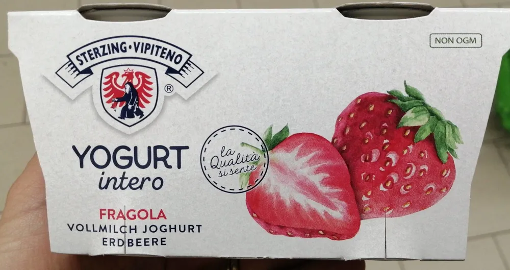 Yogurt intero fragola