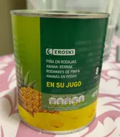 Piña en rodajas en su jugo