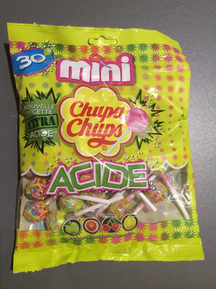Mini-sucettes acides aux goûts fruits