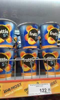 Йогурт персик стакан 5%