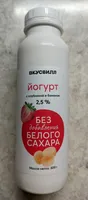 Йогурт с клубникой и бананом 2.5%