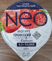 Йогурт «Греческий» с клубникой