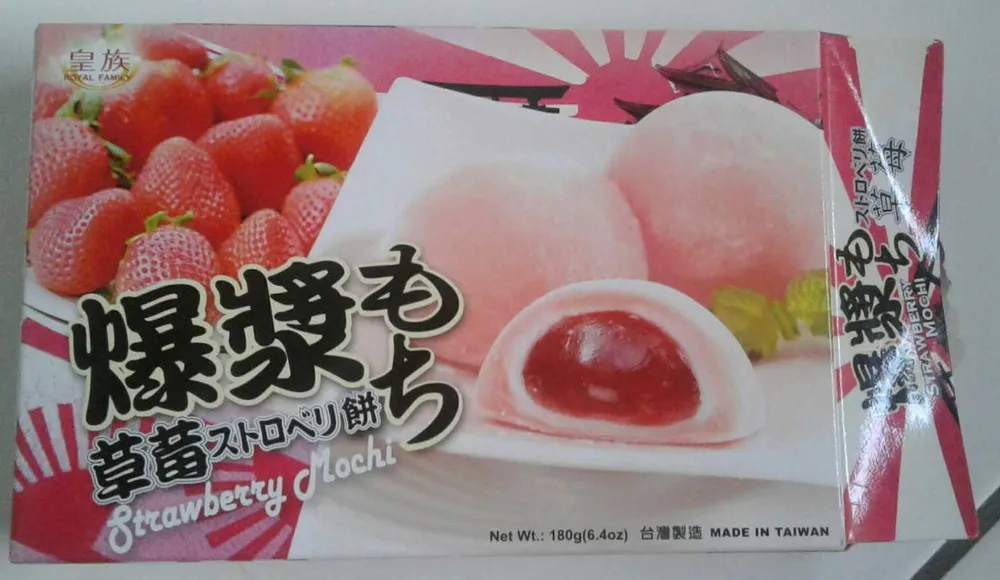 Royal Family Mochi Strawberry - 6.34oz